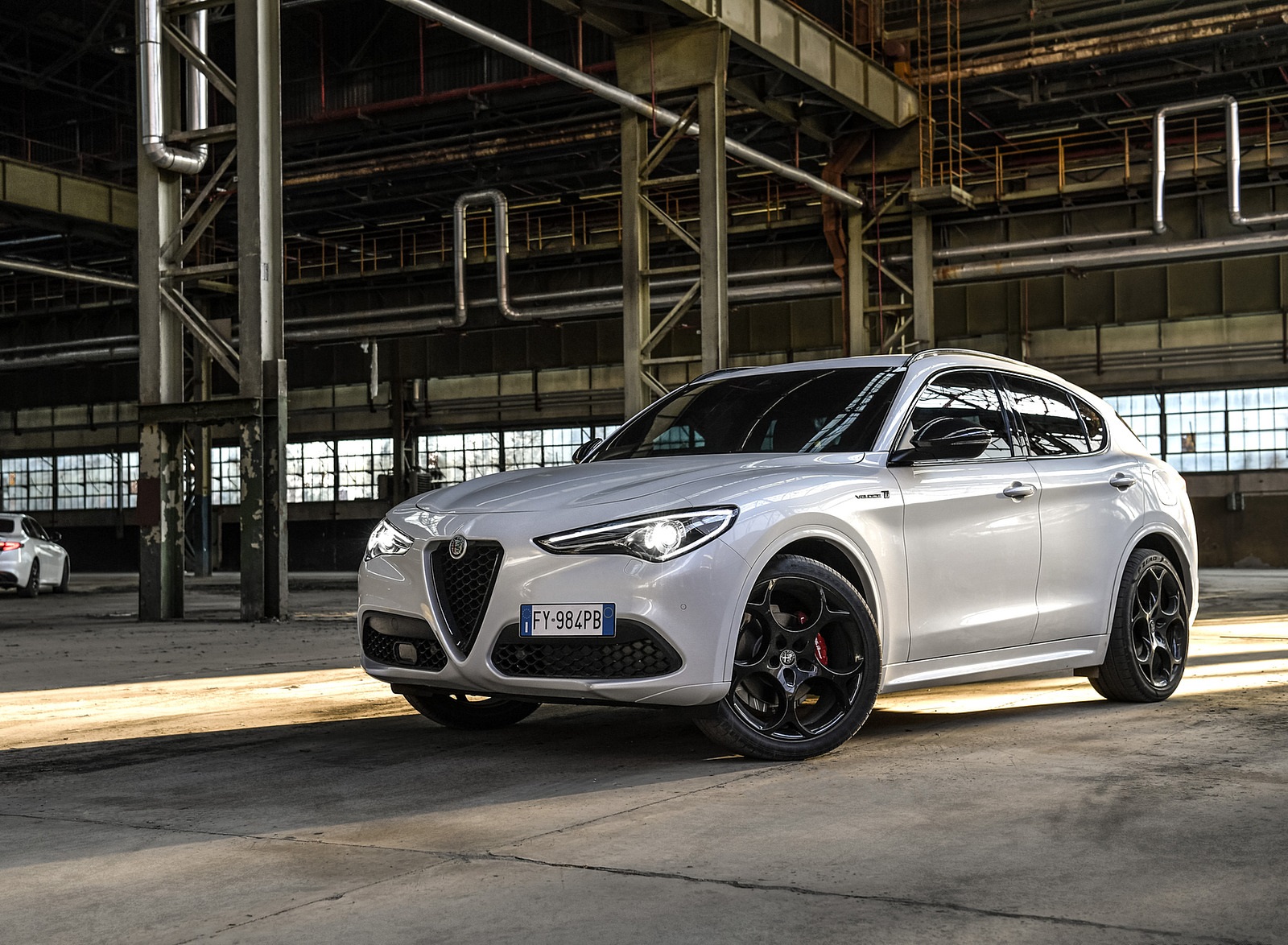 2021 Alfa Romeo Stelvio Veloce Ti Front Three-Quarter Wallpapers (10)