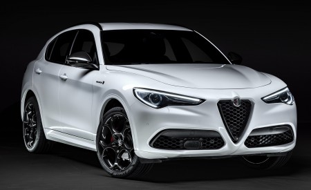 2021 Alfa Romeo Stelvio Veloce Ti Front Three-Quarter Wallpapers 450x275 (20)
