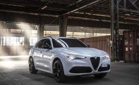2021 Alfa Romeo Stelvio Veloce Ti Front Three-Quarter Wallpapers 450x275 (8)
