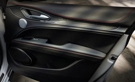 2021 Alfa Romeo Stelvio Veloce Ti Interior Detail Wallpapers 450x275 (18)