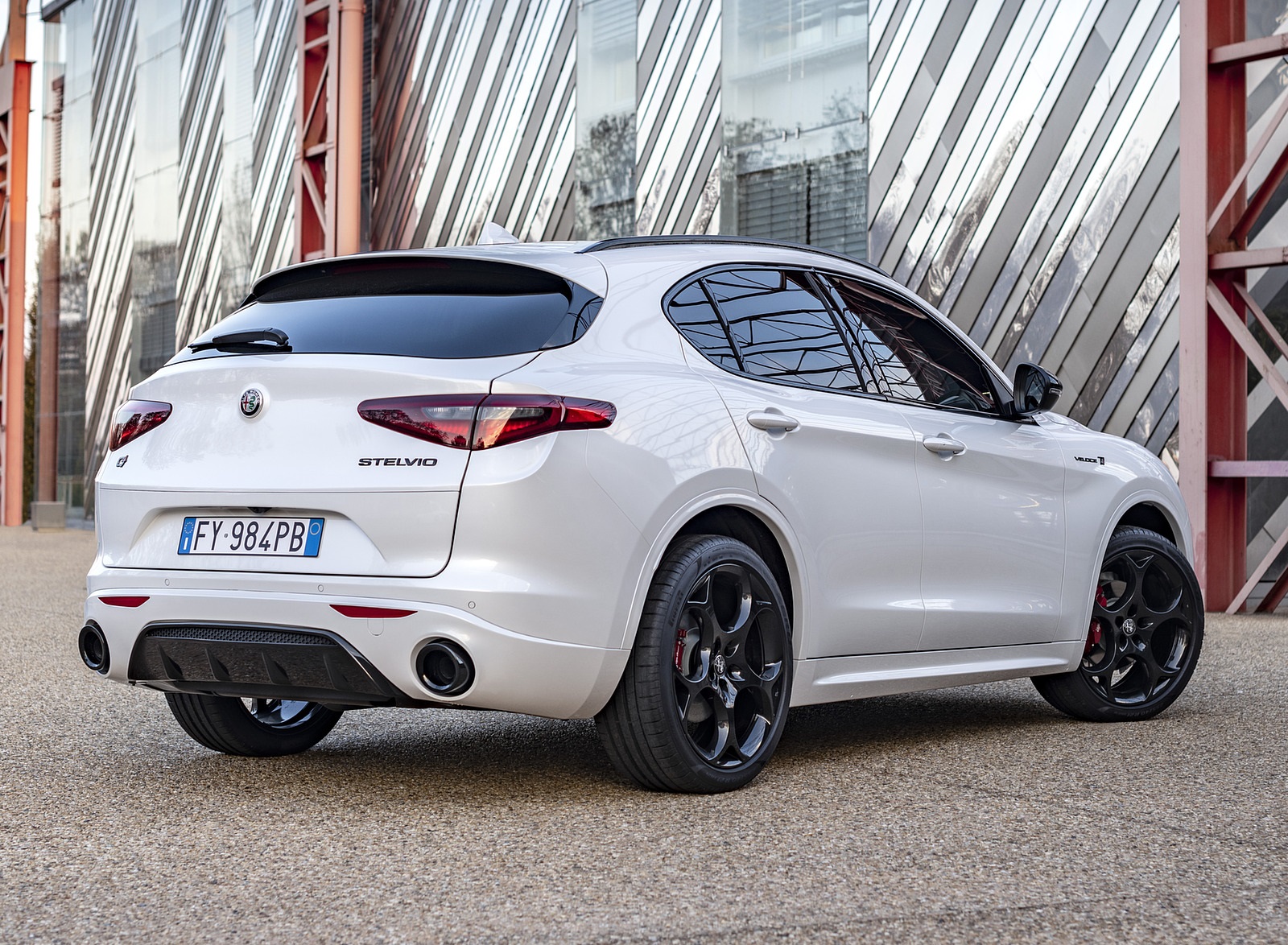 2021 Alfa Romeo Stelvio Veloce Ti Rear Three-Quarter Wallpapers (3)