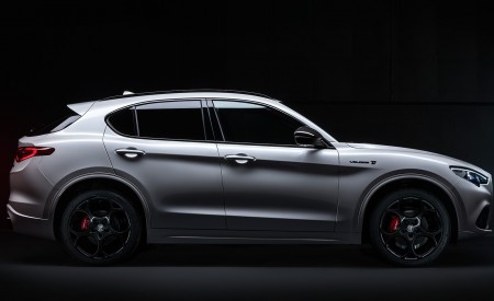 2021 Alfa Romeo Stelvio Veloce Ti Side Wallpapers 450x275 (23)