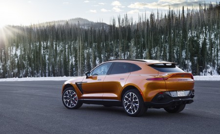 2021 Aston Martin DBX (Golden Saffron; US-Spec) Rear Three-Quarter Wallpapers 450x275 (32)