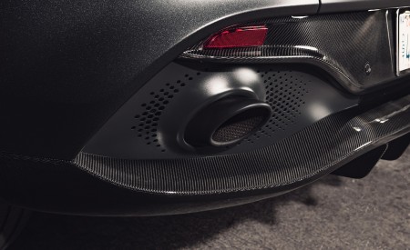 2021 Aston Martin DBX (Satin Xenon Grey; US-Spec) Exhaust Wallpapers 450x275 (64)