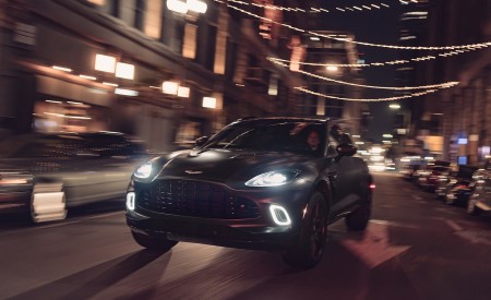 2021 Aston Martin DBX (Satin Xenon Grey; US-Spec) Front Three-Quarter Wallpapers 450x275 (51)