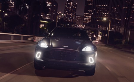 2021 Aston Martin DBX (Satin Xenon Grey; US-Spec) Front Wallpapers  450x275 (47)