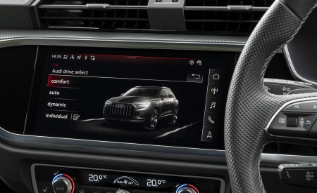 2021 Audi Q3 45 TFSI e Plug-In Hybrid (UK-Spec) Central Console Wallpapers 450x275 (55)