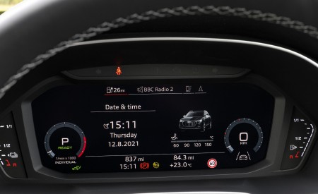 2021 Audi Q3 45 TFSI e Plug-In Hybrid (UK-Spec) Digital Instrument Cluster Wallpapers 450x275 (47)