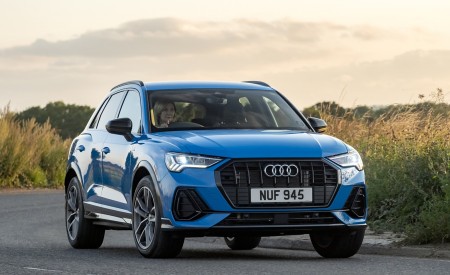 2021 Audi Q3 45 TFSI e Plug-In Hybrid (UK-Spec) Front Wallpapers 450x275 (6)