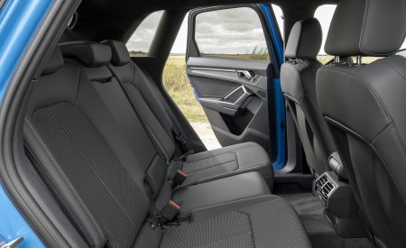 2021 Audi Q3 45 TFSI e Plug-In Hybrid (UK-Spec) Interior Rear Seats Wallpapers 450x275 (64)