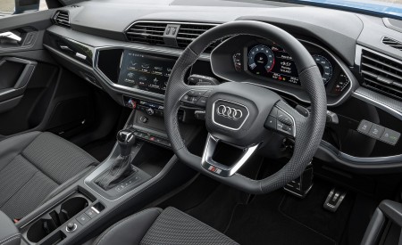 2021 Audi Q3 45 TFSI e Plug-In Hybrid (UK-Spec) Interior Wallpapers 450x275 (36)