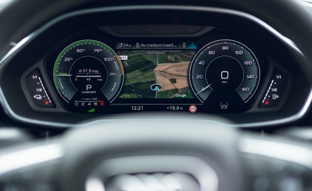 2021 Audi Q3 Sportback 45 TFSI e Plug-In Hybrid (Color: Dew Silver; UK-Spec) Digital Instrument Cluster Wallpapers 450x275 (50)