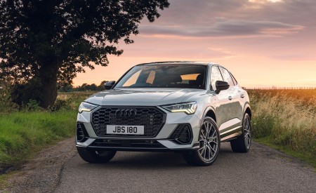 2021 Audi Q3 Sportback 45 TFSI e Plug-In Hybrid (Color: Dew Silver; UK-Spec) Front Wallpapers 450x275 (32)