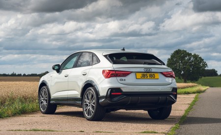 2021 Audi Q3 Sportback 45 TFSI e Plug-In Hybrid (Color: Dew Silver; UK-Spec) Rear Three-Quarter Wallpapers 450x275 (25)