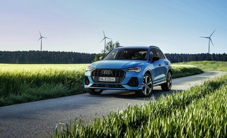 2021 Audi Q3 TFSI e Plug-In Hybrid (Color: Turbo Blue) Front Wallpapers 450x275 (94)