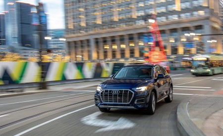 2021 Audi Q5 (US-Spec) Front Wallpapers 450x275 (10)
