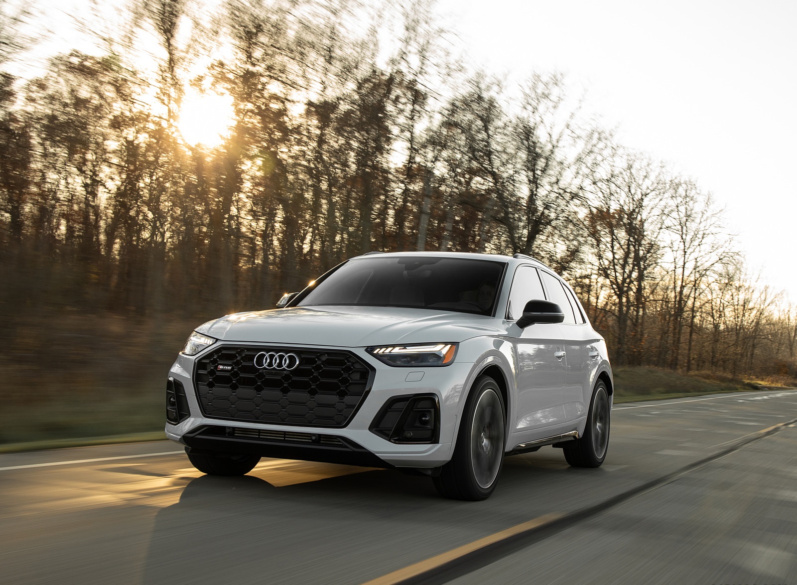 2021 Audi SQ5 (US-Spec) Front Three-Quarter Wallpapers (13)