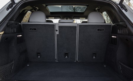 2021 Audi SQ5 (US-Spec) Trunk Wallpapers 450x275 (63)