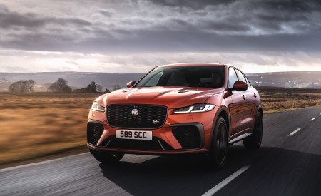 2021 Jaguar F-PACE SVR (Color: Atacama Orange) Front Wallpapers 450x275 (60)