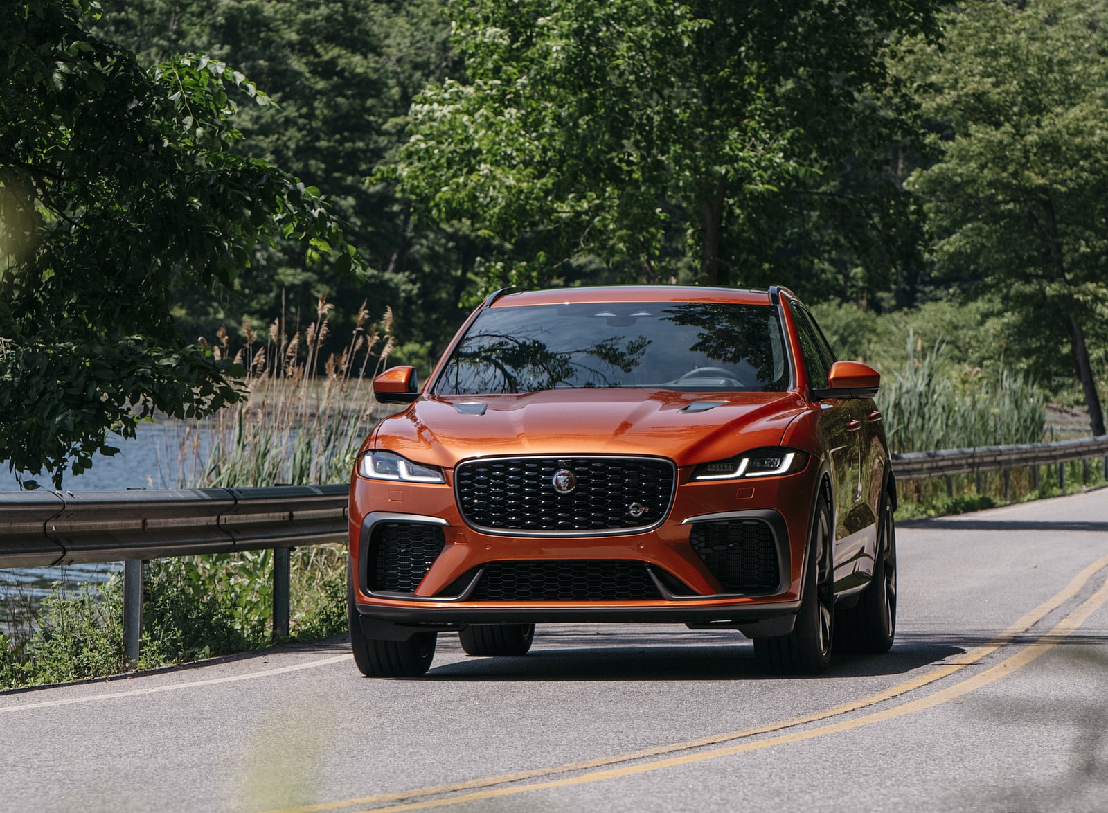 2021 Jaguar F-PACE SVR (Color: Atacama Orange) Front Wallpapers (1)