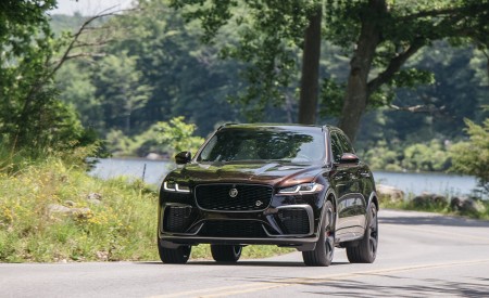 2021 Jaguar F-PACE SVR (Color: Desire Deep Red) Front Wallpapers 450x275 (5)