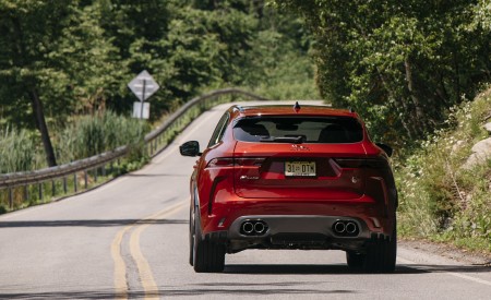 2021 Jaguar F-PACE SVR (Color: Firenze Red) Rear Wallpapers 450x275 (9)