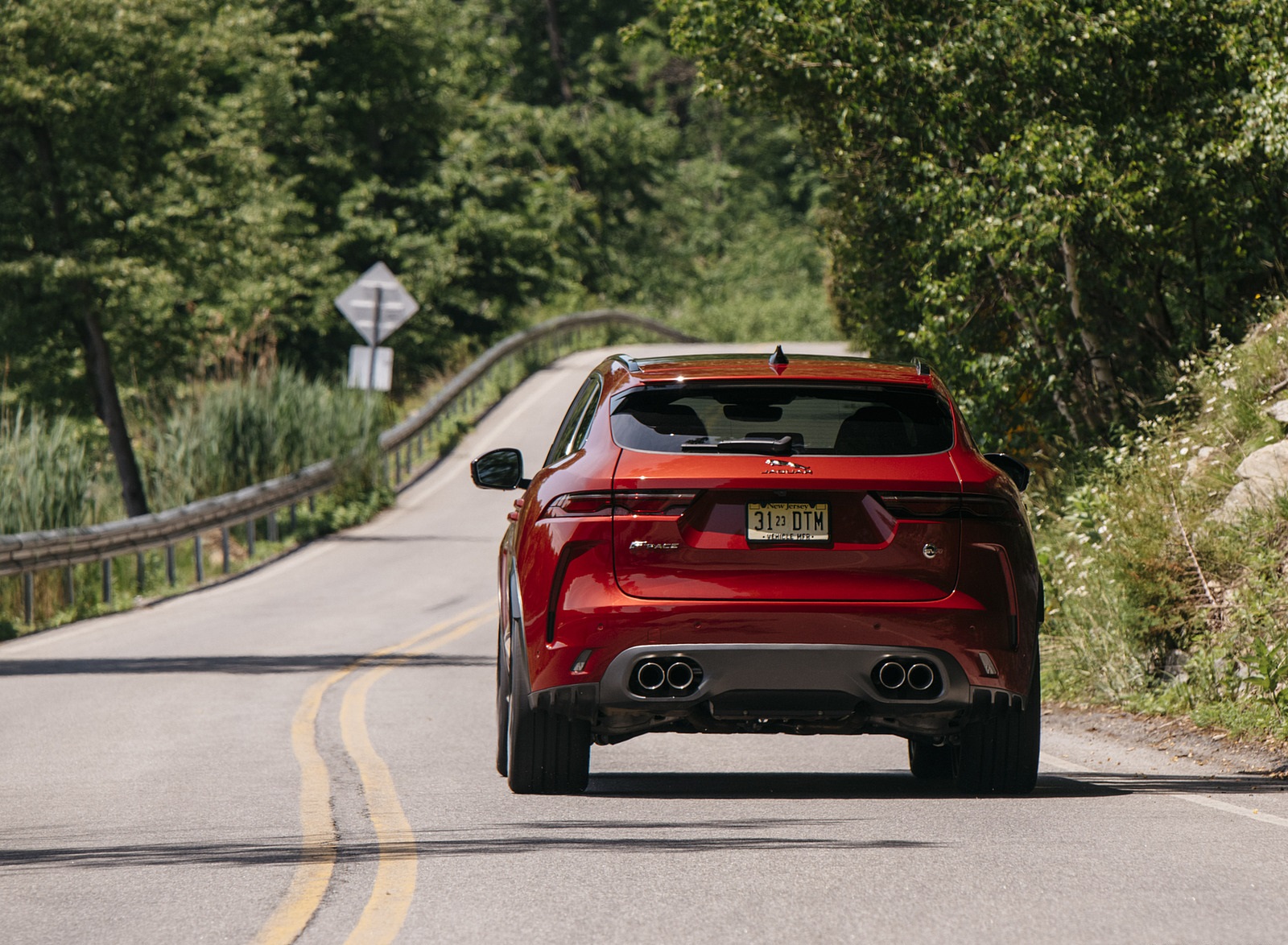 2021 Jaguar F-PACE SVR (Color: Firenze Red) Rear Wallpapers (9)
