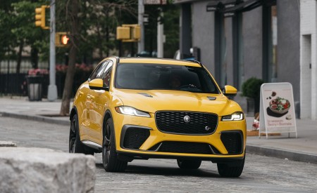 2021 Jaguar F-PACE SVR (Color: Sorrento Yellow) Front Wallpapers 450x275 (10)