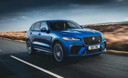 2021 Jaguar F-PACE SVR (Color: Velocity Blue) Front Three-Quarter Wallpapers 450x275 (35)