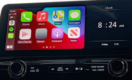 2021 Nissan Armada Central Console Wallpapers  450x275 (31)