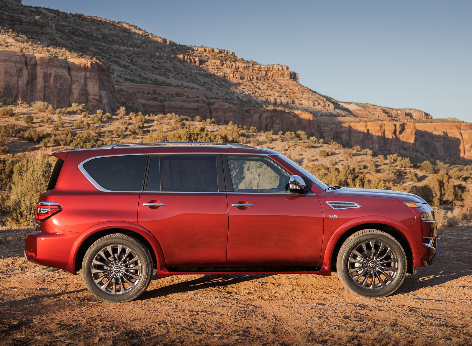 2021 Nissan Armada Side Wallpapers (12)