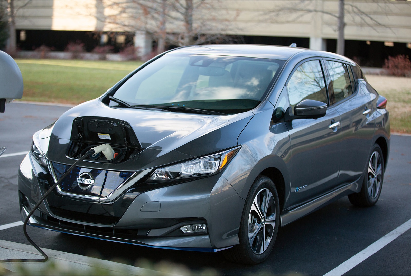 2021 Nissan LEAF Charging Wallpapers (4)
