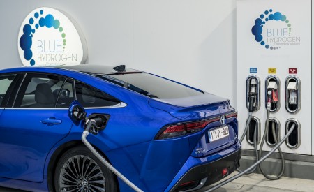 2021 Toyota Mirai Charging Wallpapers 450x275 (80)