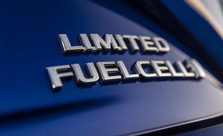 2021 Toyota Mirai FCEV Limited (Color: Hydro Blue) Badge Wallpapers 450x275 (144)
