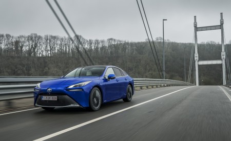 2021 Toyota Mirai Front Three-Quarter Wallpapers 450x275 (21)