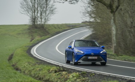 2021 Toyota Mirai Front Wallpapers 450x275 (32)