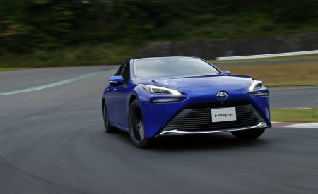 2021 Toyota Mirai Front Wallpapers 450x275 (53)