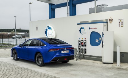 2021 Toyota Mirai Rear Wallpapers 450x275 (77)