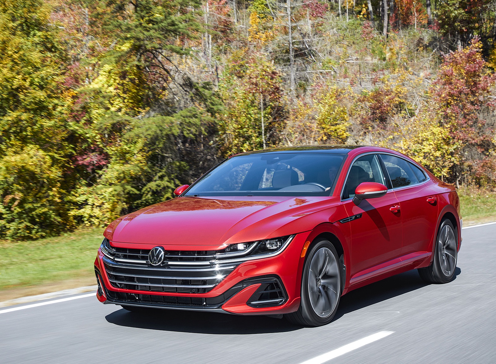 2021 Volkswagen Arteon (US-Spec) Front Three-Quarter Wallpapers (5)