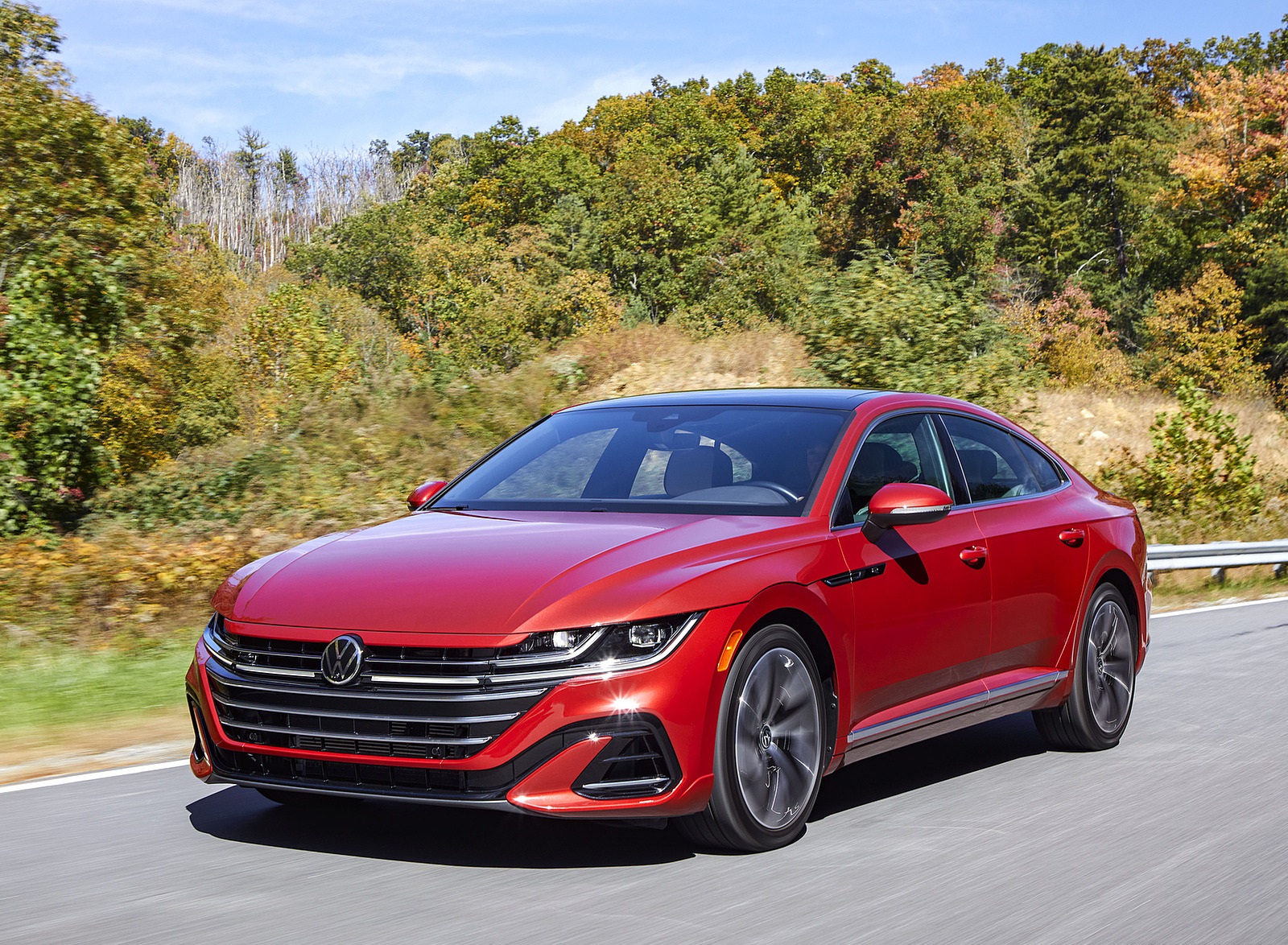 2021 Volkswagen Arteon (US-Spec) Front Three-Quarter Wallpapers (2)