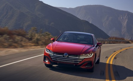 2021 Volkswagen Arteon (US-Spec) Front Wallpapers 450x275 (24)