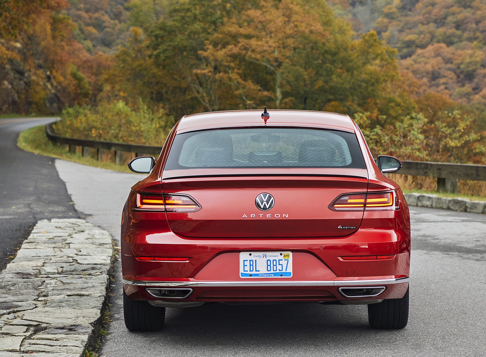 2021 Volkswagen Arteon (US-Spec) Rear Wallpapers (15)