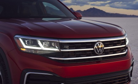 2021 Volkswagen Atlas Cross Sport Detail Wallpapers 450x275 (20)