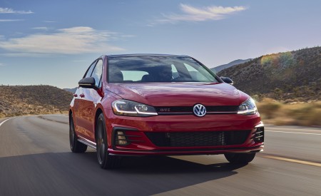 2021 Volkswagen Golf GTI (US-Spec) Front Wallpapers 450x275 (1)