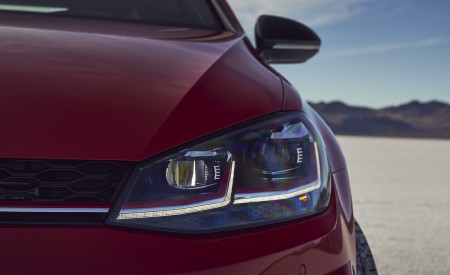 2021 Volkswagen Golf GTI (US-Spec) Headlight Wallpapers 450x275 (19)
