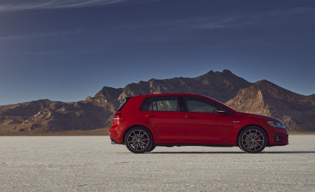 2021 Volkswagen Golf GTI (US-Spec) Side Wallpapers 450x275 (15)