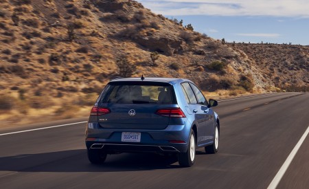 2021 Volkswagen Golf (US-Spec) Rear Wallpapers 450x275 (6)