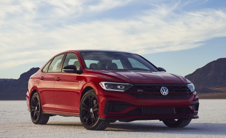 2021 Volkswagen Jetta GLI (US-Spec) Front Three-Quarter Wallpapers 450x275 (10)