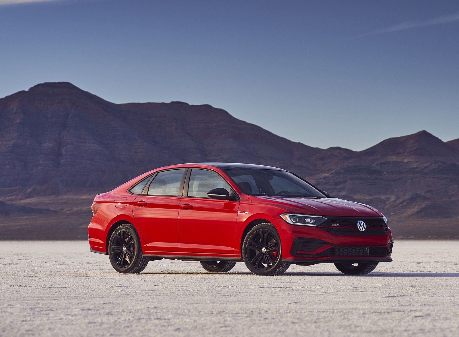 2021 Volkswagen Jetta GLI (US-Spec) Front Three-Quarter Wallpapers  (11)