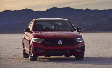 2021 Volkswagen Jetta GLI (US-Spec) Front Wallpapers 450x275 (13)